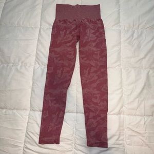 NVGTN Pink Camo High-Rise Leggings Size XS